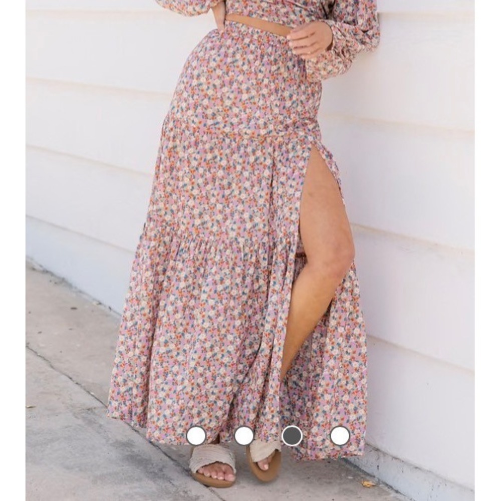 Billabong x The Salt Blonde Free Love Floral Tiered Maxi Skirt Multicolor Size M